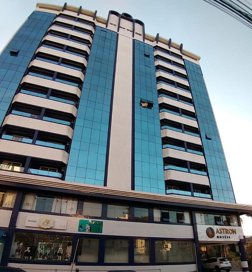 Astron Suites Sao Jose Dos Pinhais By Nobile ภายนอก รูปภาพ