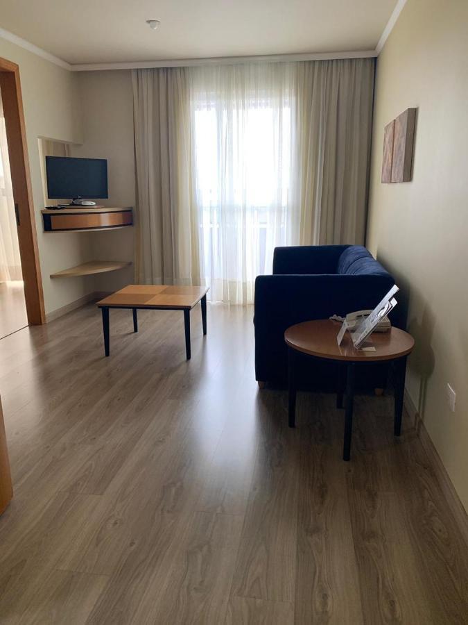 Astron Suites Sao Jose Dos Pinhais By Nobile ภายนอก รูปภาพ