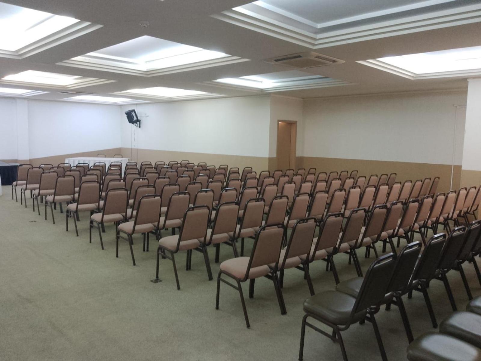 Astron Suites Sao Jose Dos Pinhais By Nobile ภายนอก รูปภาพ